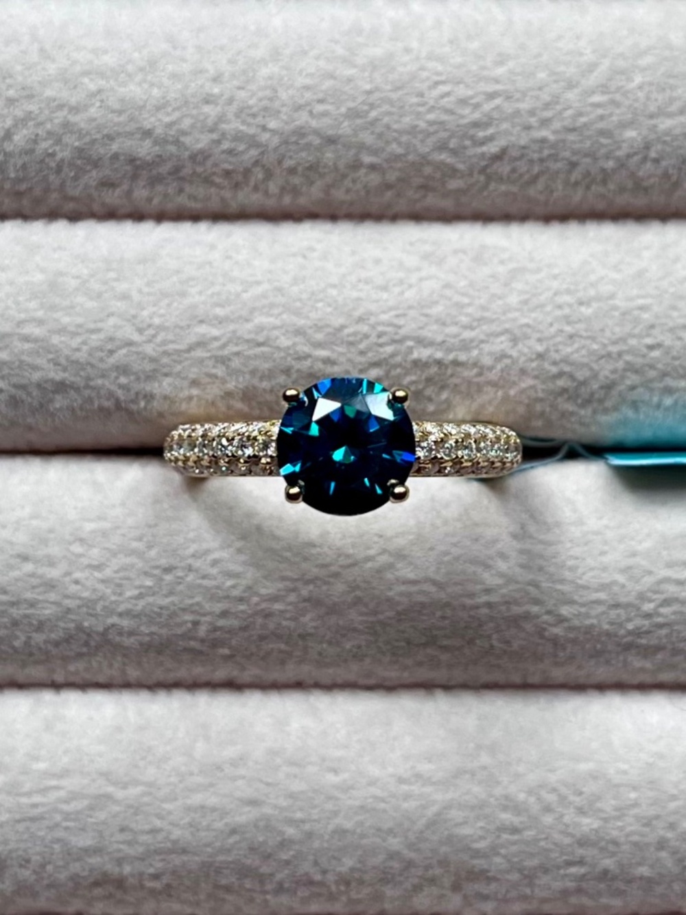 R125 | Blue Moissanite Pave Band Ring